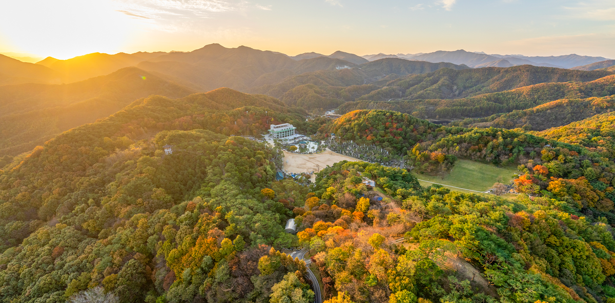 월명동 자연성전